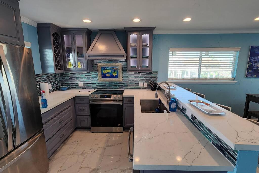 Acapulco - Upstairs Beachview Beauty 50 Steps To A Private Beach! Byot Galveston Exterior foto